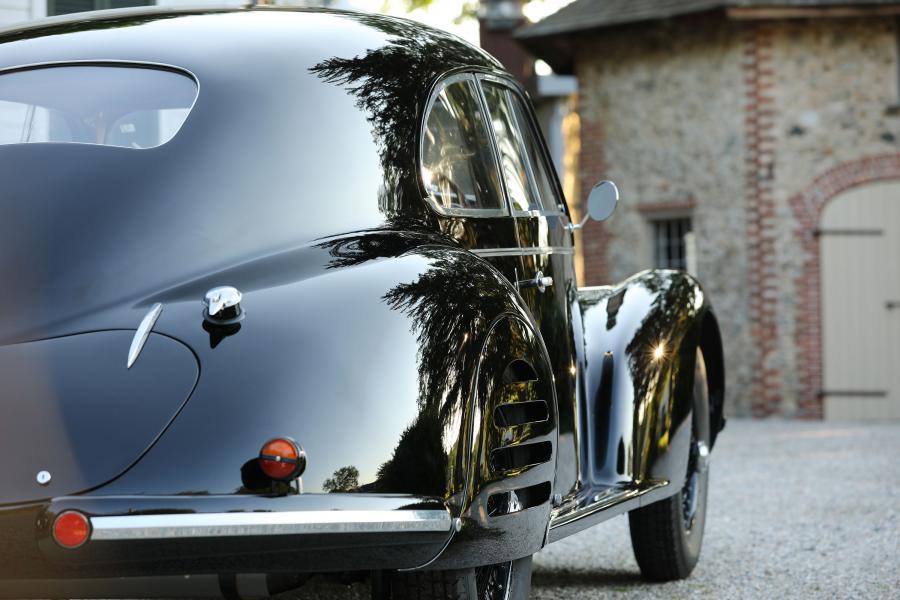 Детали экстерьера Alfa Romeo 6C 2500 SS Berlinetta 1939 года  (фото 28 из 36)